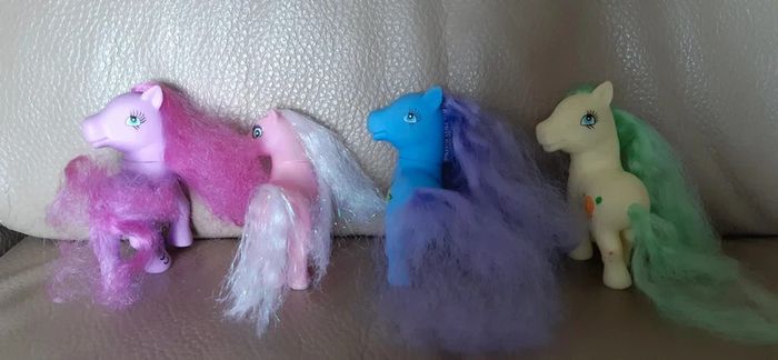 Lot de 4 licornes "my little pony " en très bon état - photo numéro 2