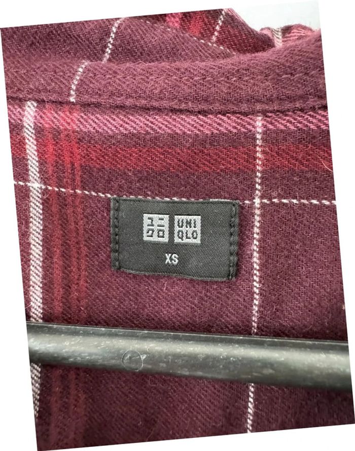 Chemise à carreaux bordeaux Uniqlo taille XS - photo numéro 3