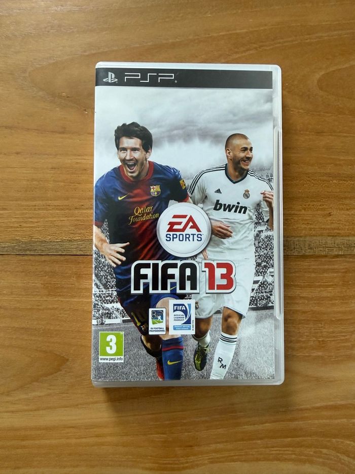 Lots de 2 jeu psp FIFA 11 et 13 - photo numéro 7