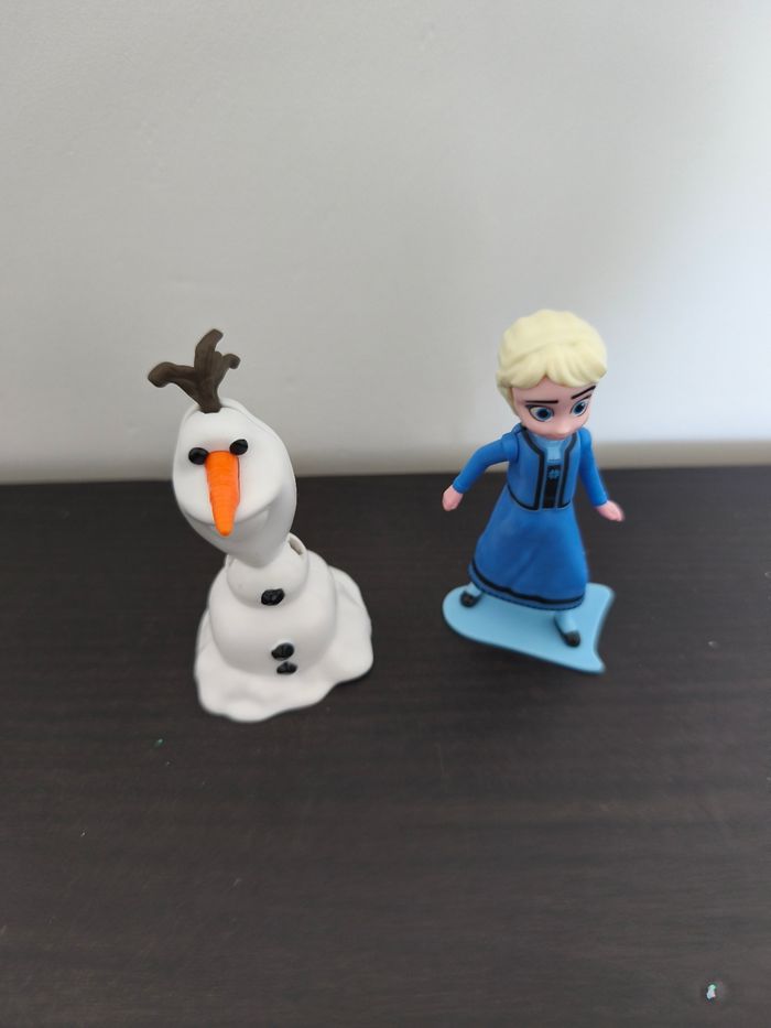 Figurines Elsa et Olaf