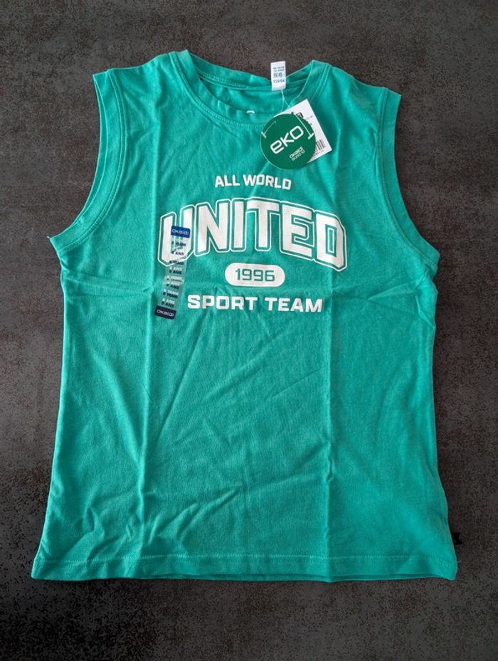 Débardeur garçon 8 ans NEUF