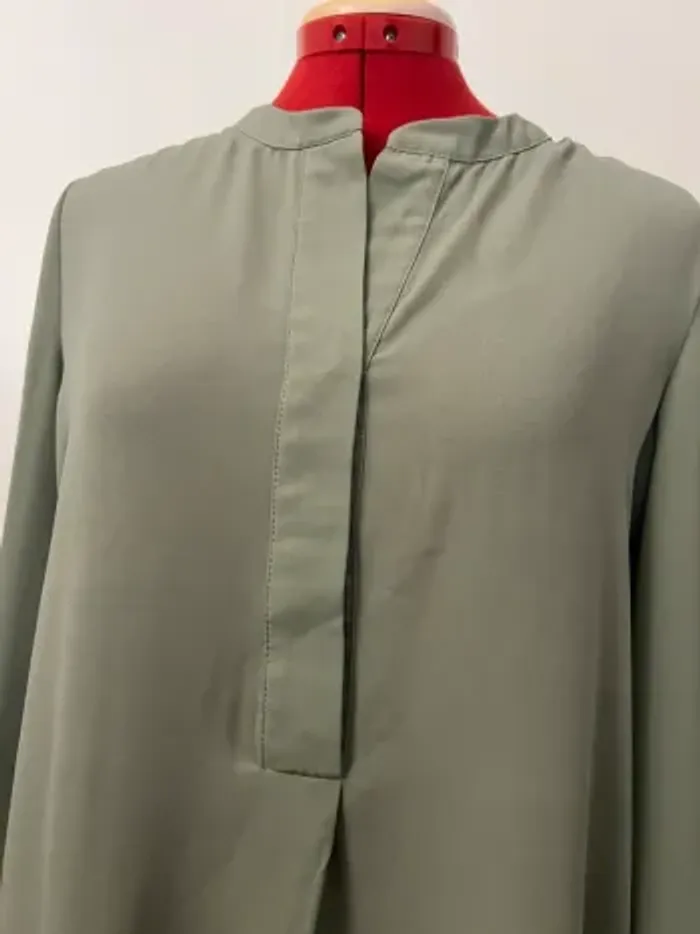 Blouse manches longues vert sauge Best Mountain