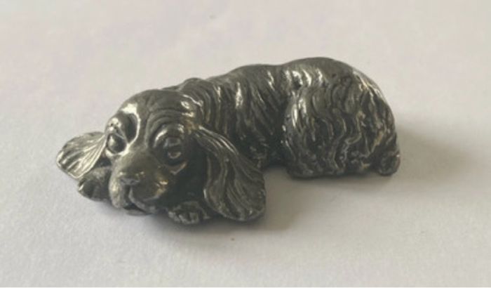 Figurine chien en étain - photo numéro 2