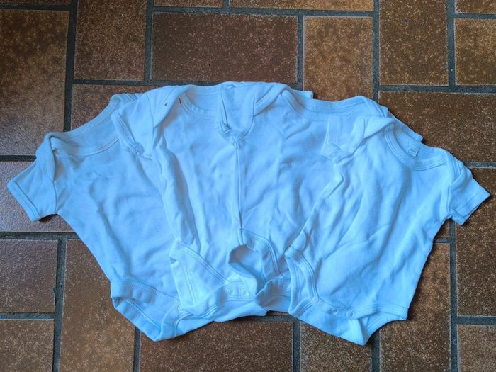 Lot 4 bodies été 1m