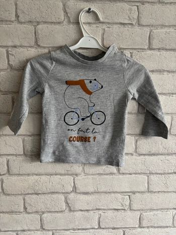 Tee shirt vertbaudet taille 12 mois