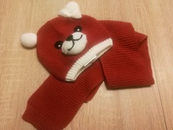 Bonnet fille + écharpe 6/12 mois