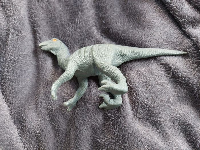 Figurine dinosaure