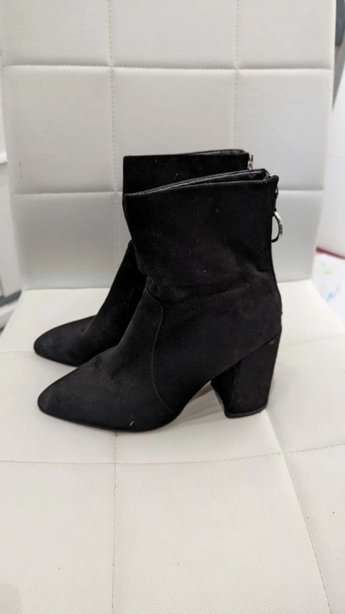 Bottines noires pointues taille 39