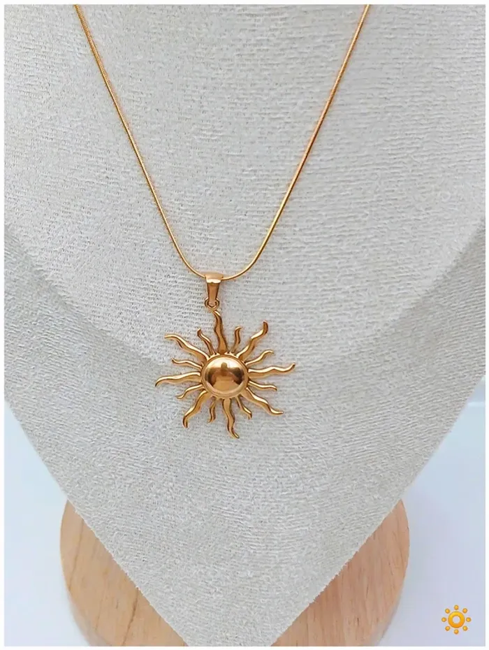Collier pendentif soleil doré – Style Zag Bijoux solaire tendance - photo numéro 2