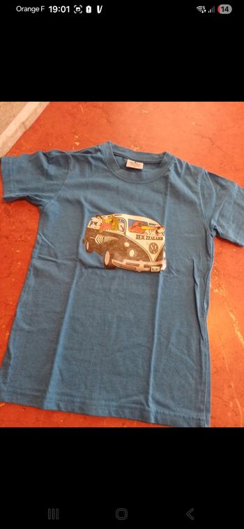 T.shirt garçon taille 4 ans