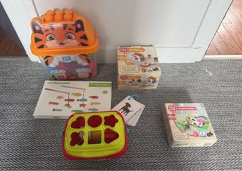 Jouets de bébé
