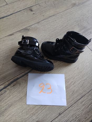 Bottines Primark noires vernies 23