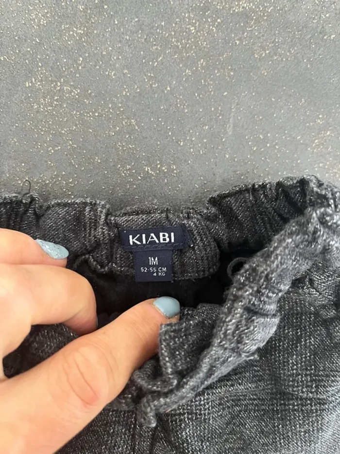 Pantalon gris « tweed » taille 1 mois marque Kiabi - photo numéro 2