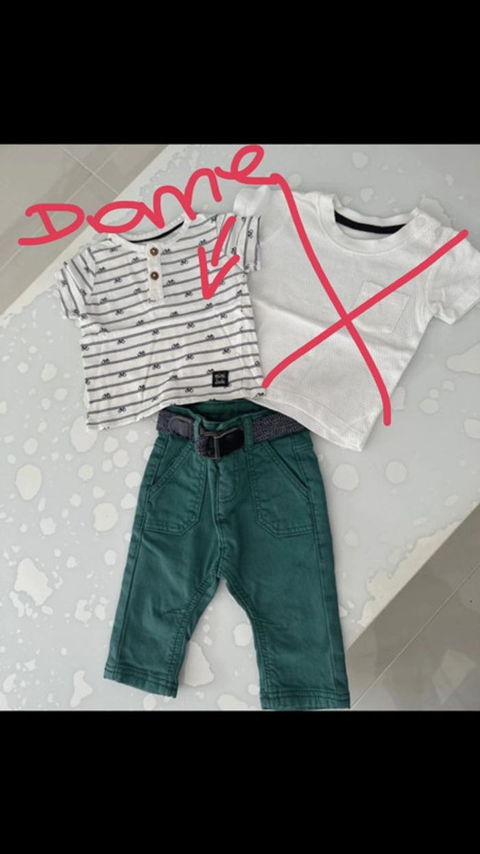 Pantalon bleu + 1 t-shirt