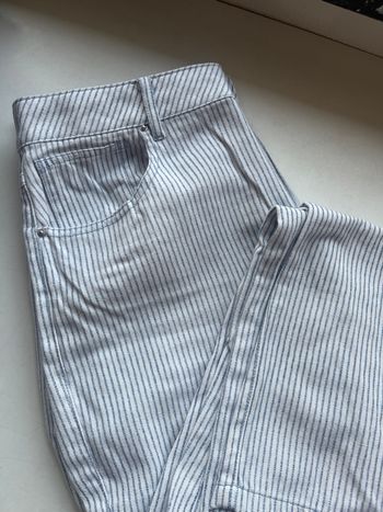 Jean large à rayure bleu et blanc 