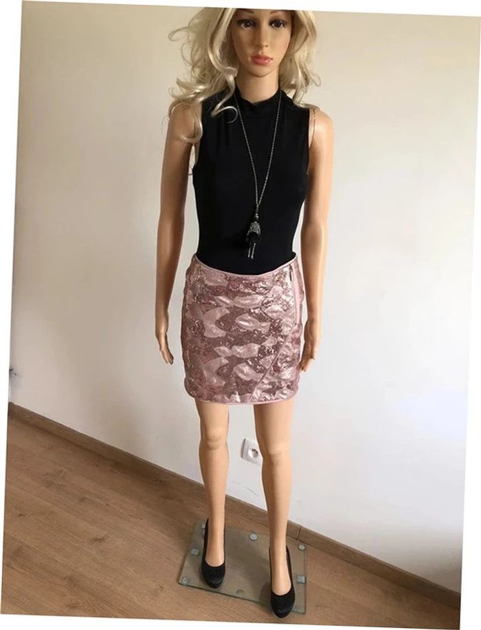 Jupe rose en sequins Morgan taille 34 tBE - photo numéro 3