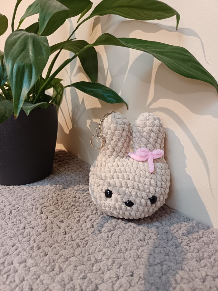 Magnifique porte clé au crochet - photo numéro 2