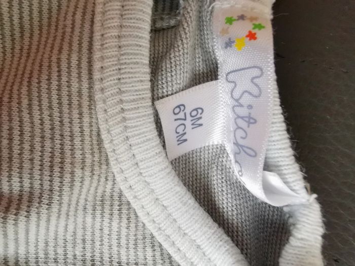 Maillot 6 mois
Kitchoun - photo numéro 2