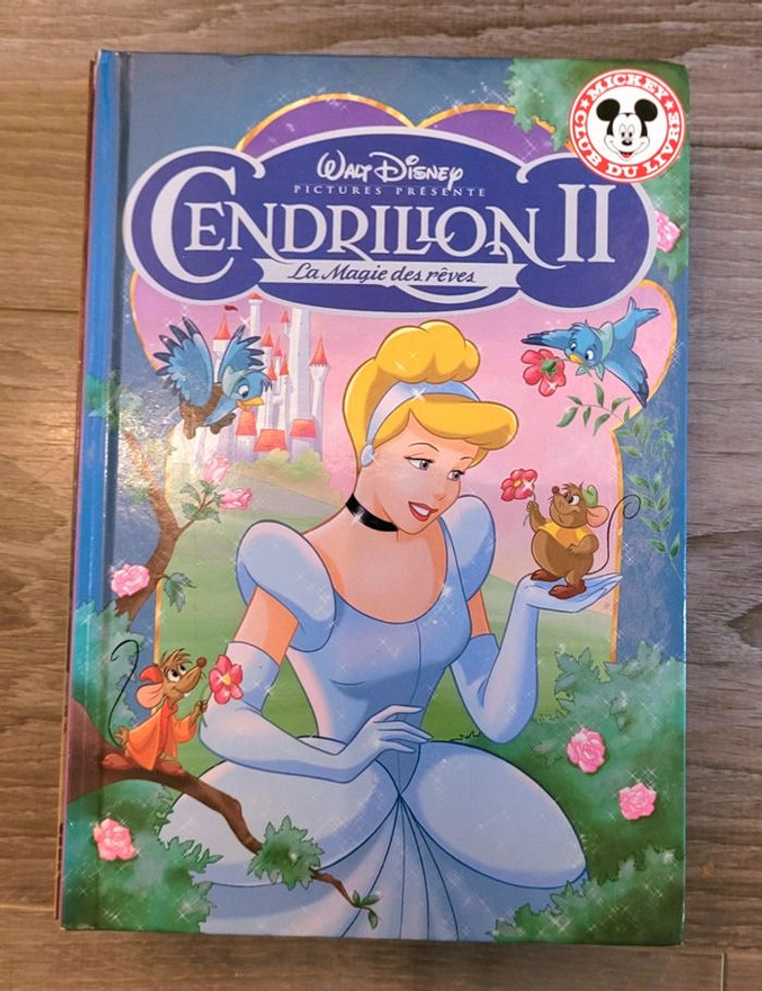 Livre disney Cendrillon 2