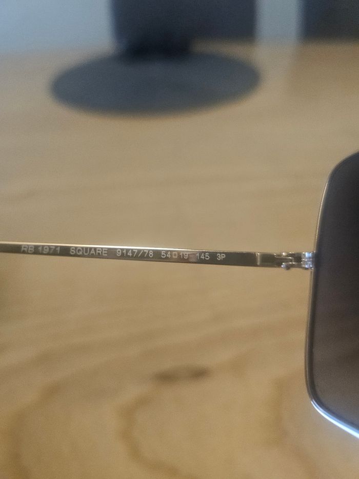 Lunette de soleil - photo numéro 4