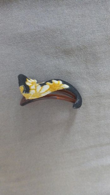 Petite barrette fleuri vintage