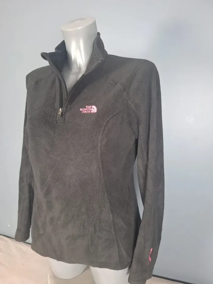 Polaire The North Face femme 1/4 zip – Édition Ruban Rose – Taille M - brodé (609) - photo numéro 5
