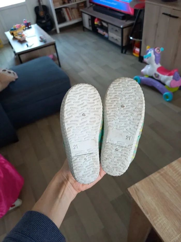 Chaussures fille 21 - photo numéro 8