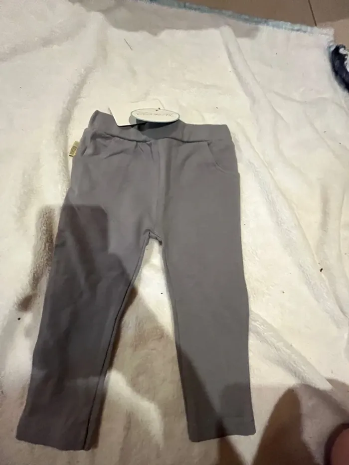 Pantalon taille 68-74 cm - photo numéro 2