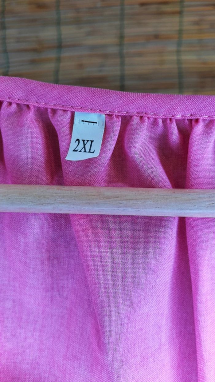 Blouse avec broderies Taille 44/46 - photo numéro 7