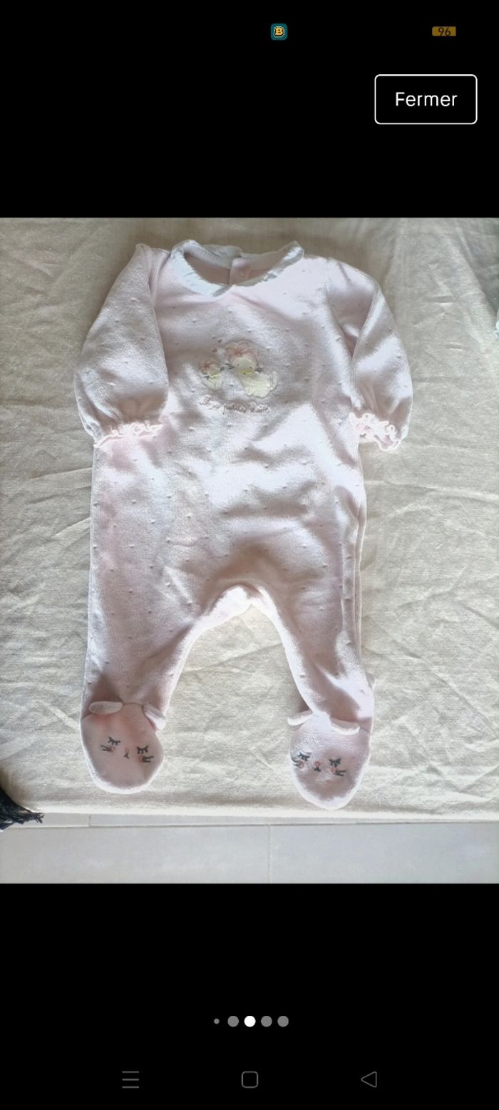 Lot 2 pyjamas taille 1 mois - photo numéro 4