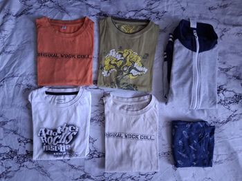 Lot vêtements garçon taille 8 ans