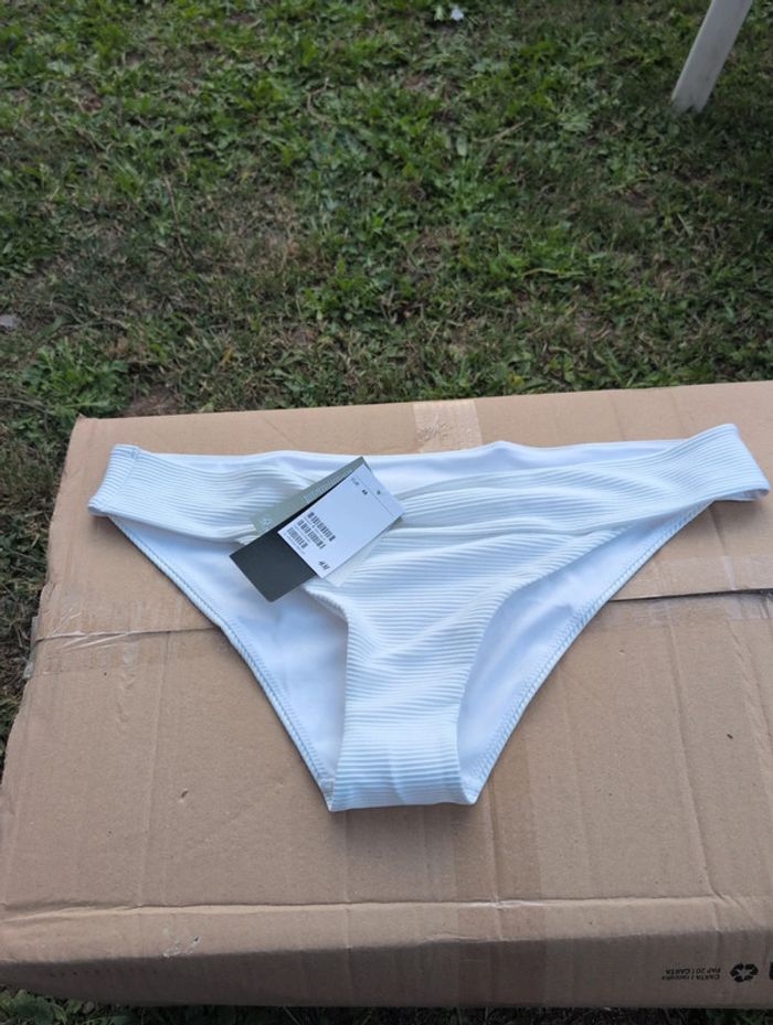 Maillot de bain blanc taille 48 neuf