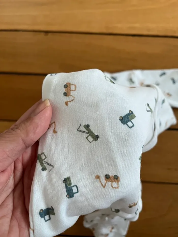 Pyjama taille naissance - photo numéro 2