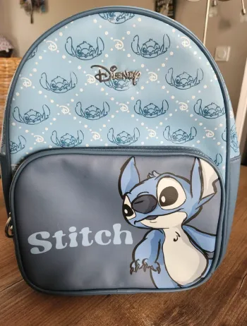 Sac a dos Stitch disney neuf bleu en cuir synthétique