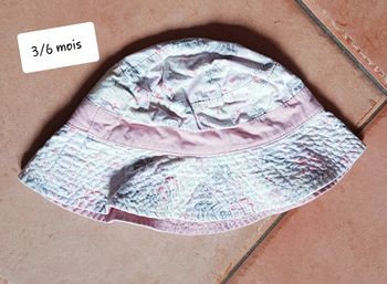 Chapeau vertbaudet 3-6 mois