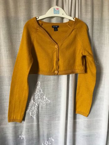 Gilet moutarde 4 ans Kiabi