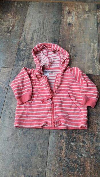 Gilet petit bateau 6 mois 68 cm en très bon état 👌