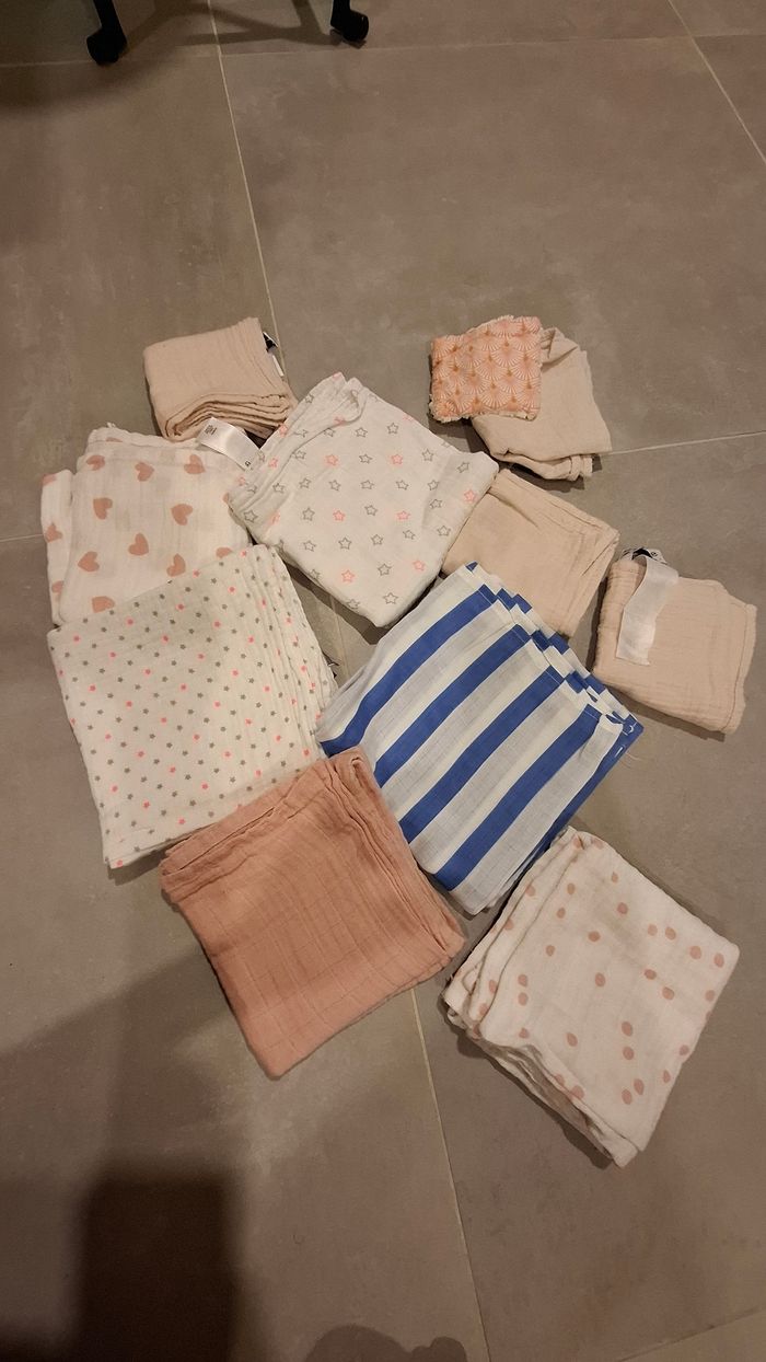 Lot vêtements  et accessoires  filles - photo numéro 9