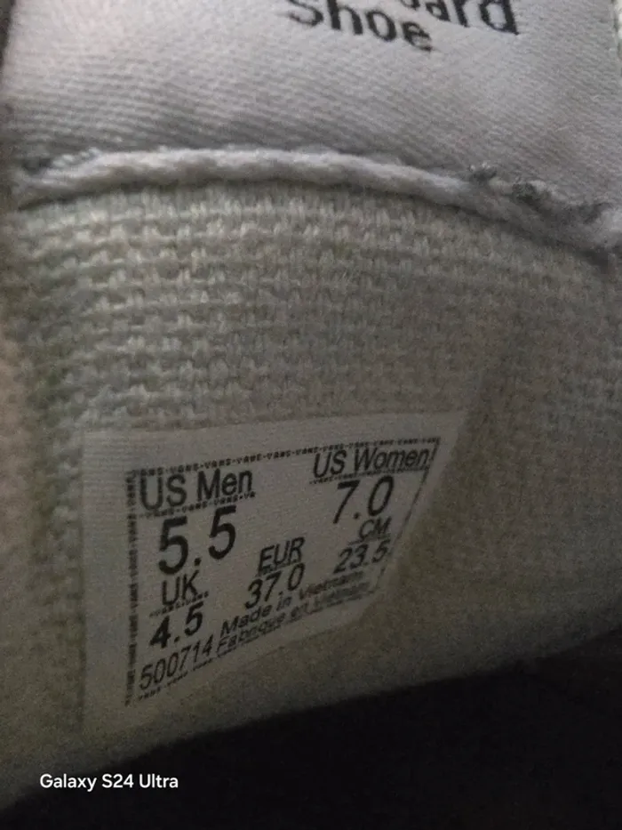 Vans Old Skool noires et blanches - Taille 37 - Bon état - photo numéro 7