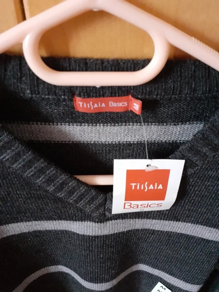 Pull à rayures - photo numéro 3