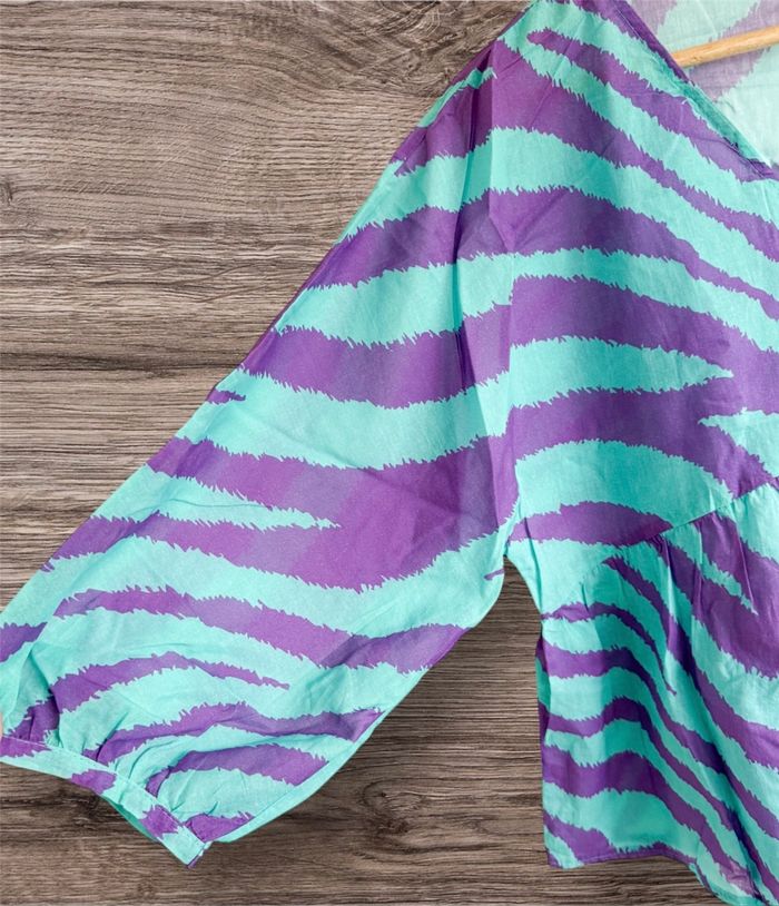 Blouse manches 3/4 col V turquoise mauve emablues taille 36 S - photo numéro 2