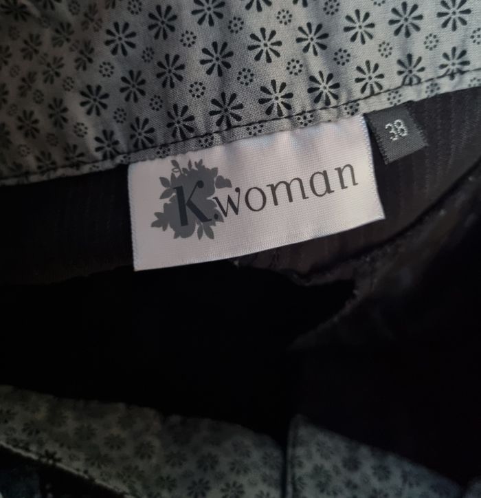 Short noir à rayures 38 - photo numéro 3