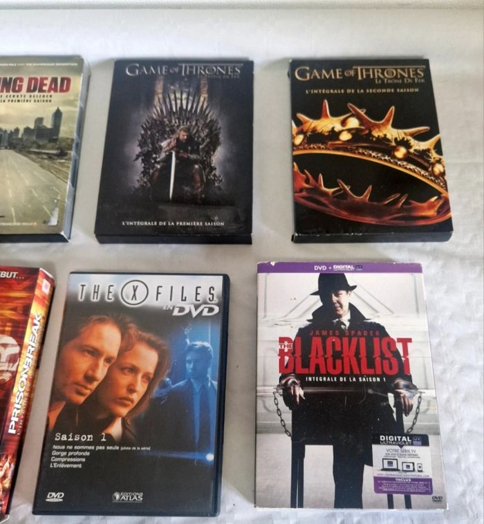 Lot DVD Séries TV Game of Thrones Walking Dead Prison Break - photo numéro 4