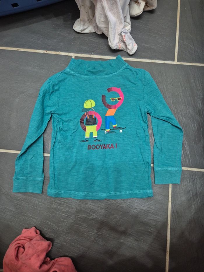 T shirt turquoise col haut