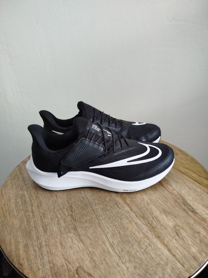 Baskets Nike T 40 - photo numéro 6