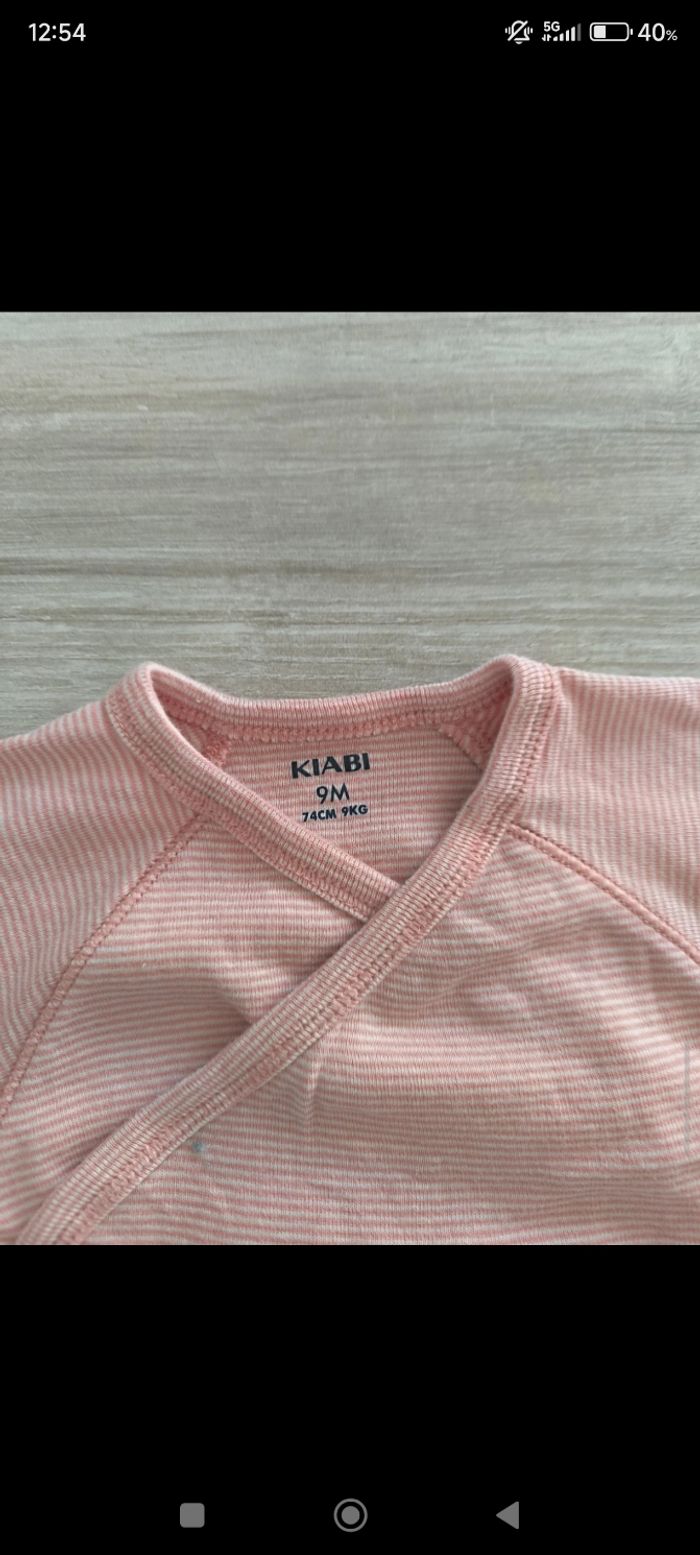 Bodies taille 9 mois - photo numéro 2