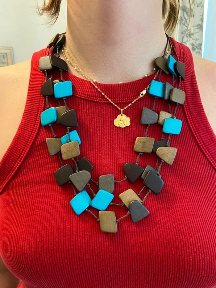 Collier trois rangs en perles de bois plates tons bruns et turquoise neuf