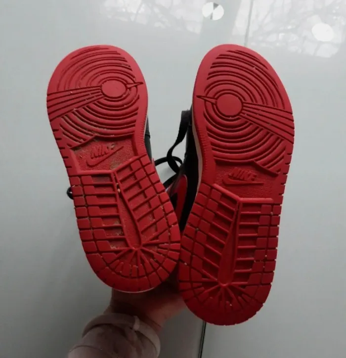 Nike Air Jordan 1 Mid Bred- Pointure 38,5 - photo numéro 8