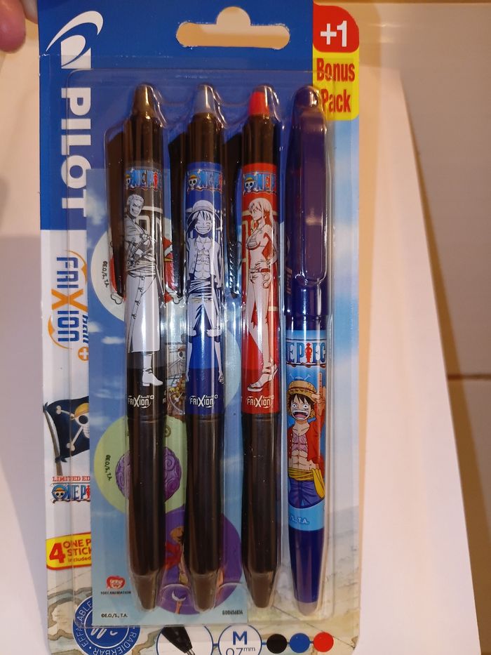 Stylo Pilot frixion - Edition onepiece- neufs - photo numéro 4