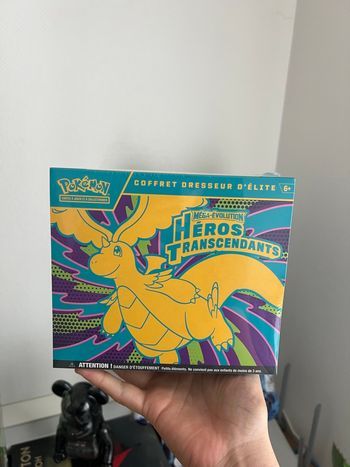 ETB Pokémon – Héros Transcendants ME2.5
